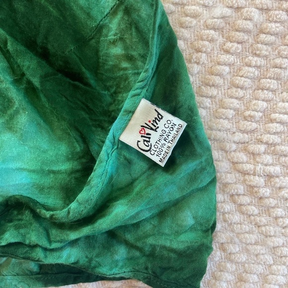 halter top - Picture 3 of 3